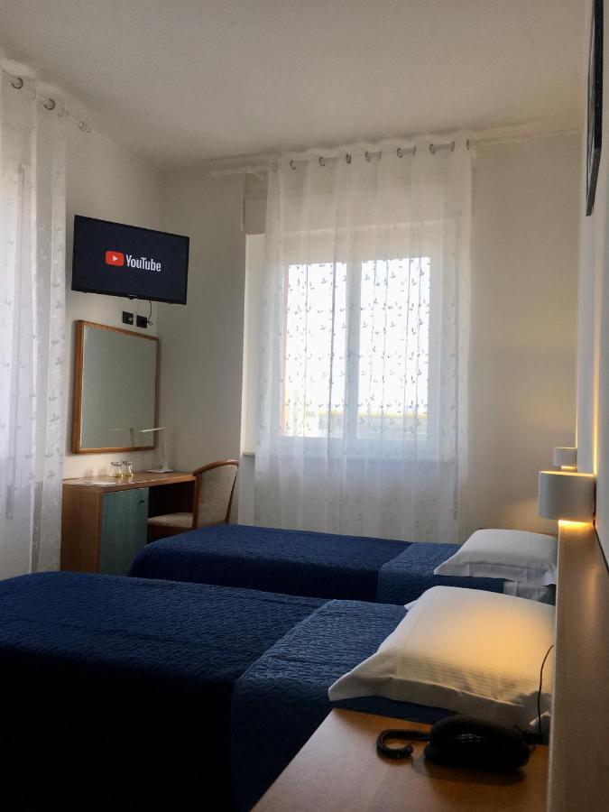 Hotel Trieste San Giórgio di Nogaro Kültér fotó