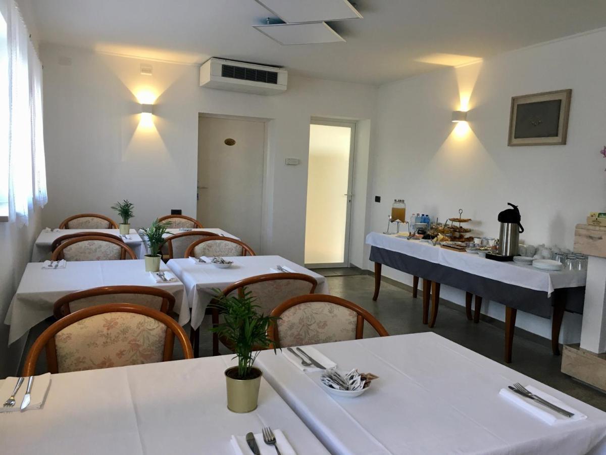 Hotel Trieste San Giórgio di Nogaro Kültér fotó